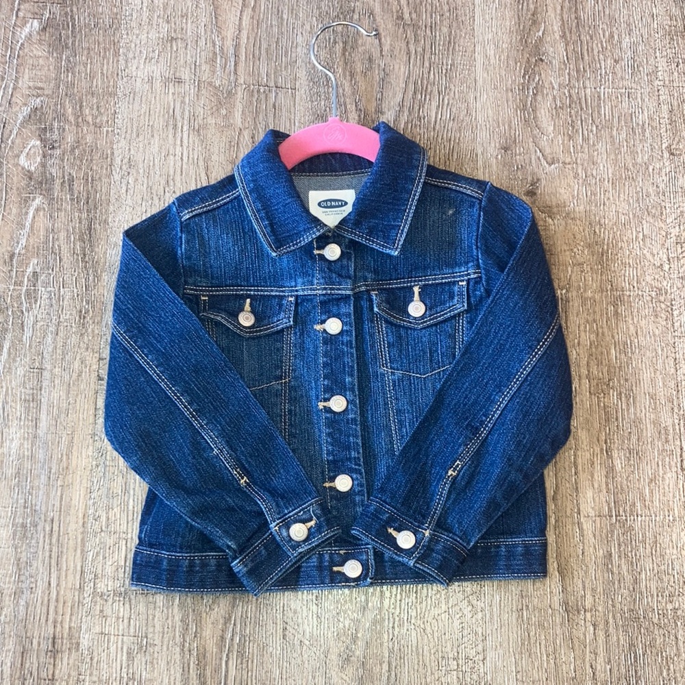 Girls new jean jacket size 3t